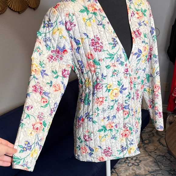 Willow Ridge Vintage Floral Polka Dot Women's Quilted Button Front Jacket - Picture 3 of 11